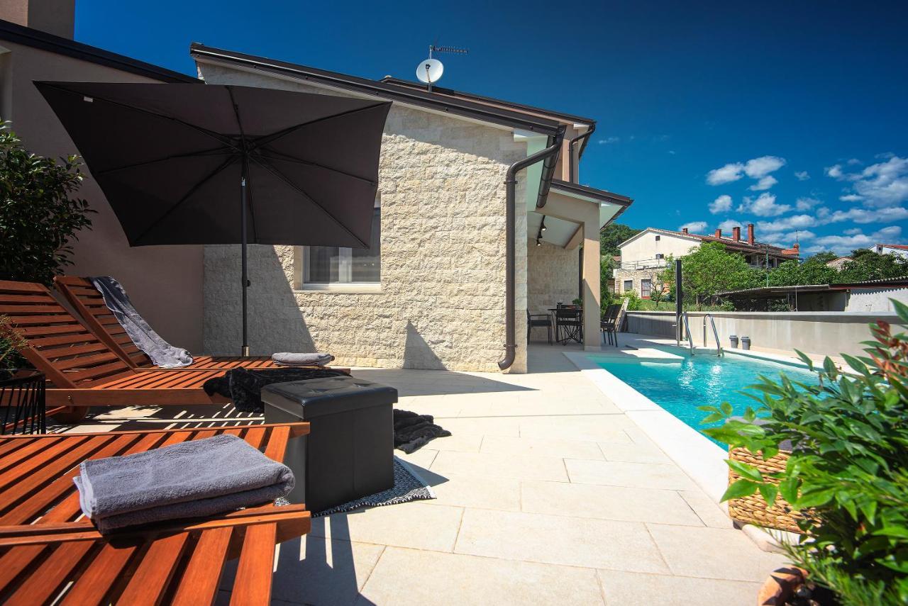 Vila Una With Private Pool Near Rovinj - Open 2022 Rovinjsko Selo Esterno foto