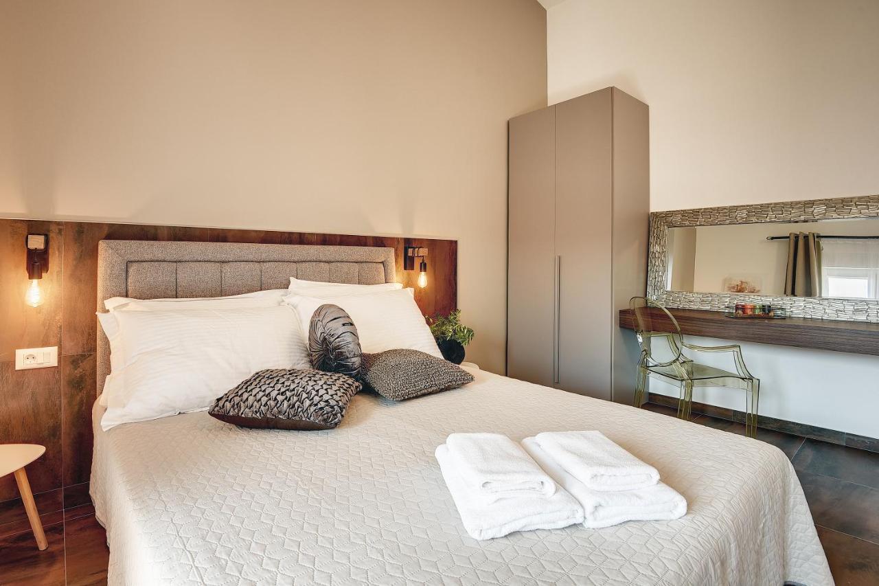 Vila Una With Private Pool Near Rovinj - Open 2022 Rovinjsko Selo Esterno foto